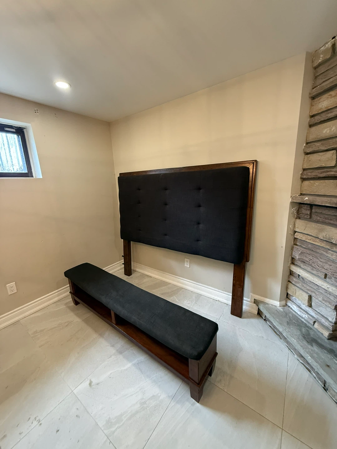 Tufted Upholstered Headboard with Bench - photo 2