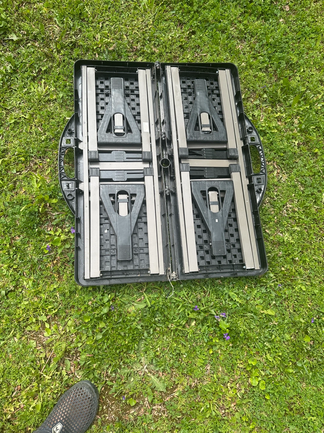 Folding Picnic Table with 4 Seats