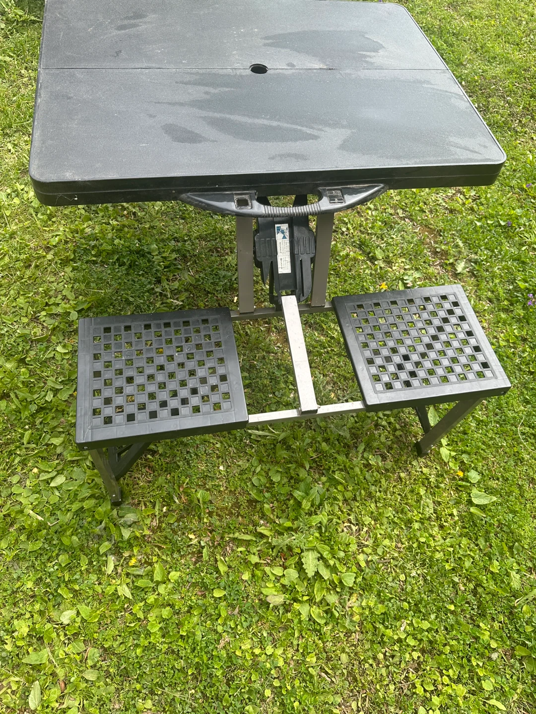 Folding Picnic Table with 4 Seats - photo 2