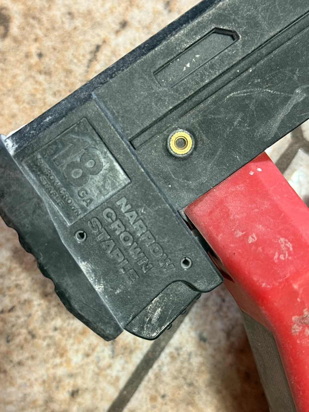 Milwaukee FUEL M18 Narrow Crown Stapler - photo 2
