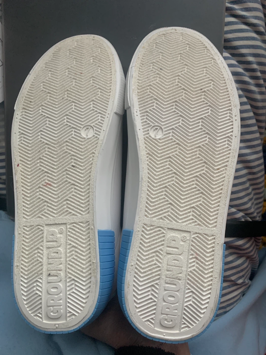NEW Bluey & Bingo Running Shoes for adults size 7 - photo 5