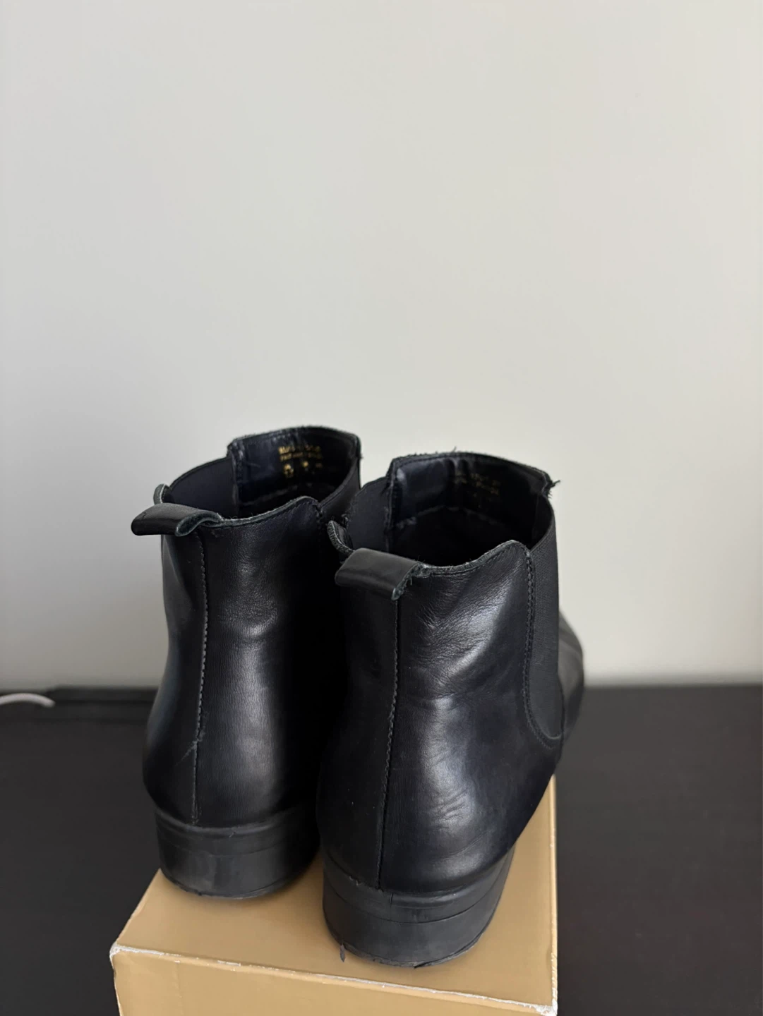 Black Chelsea Boots - Size US 7.5 - photo 4