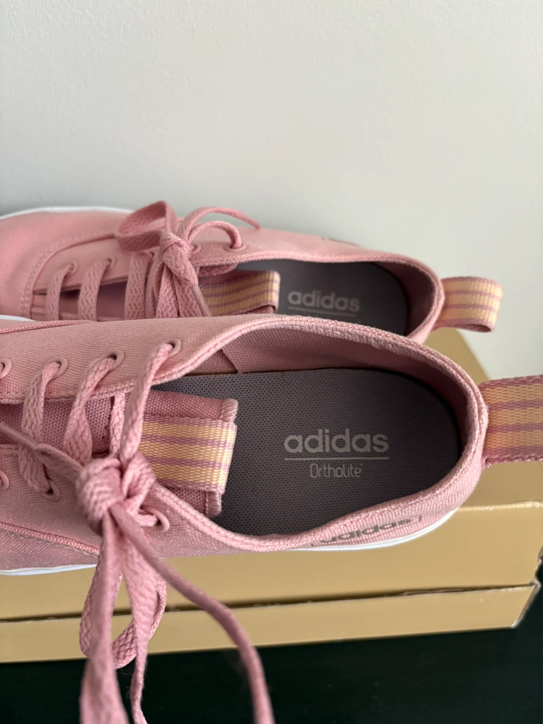 Adidas Pink Canvas Sneakers -Women’s Size 8 - photo 3