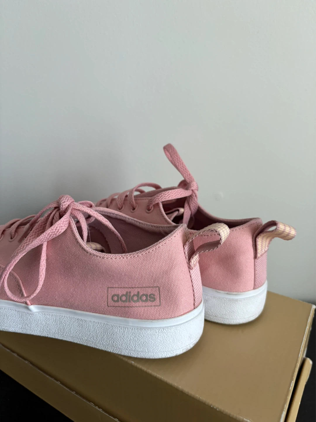 Adidas Pink Canvas Sneakers -Women’s Size 8 - photo 2