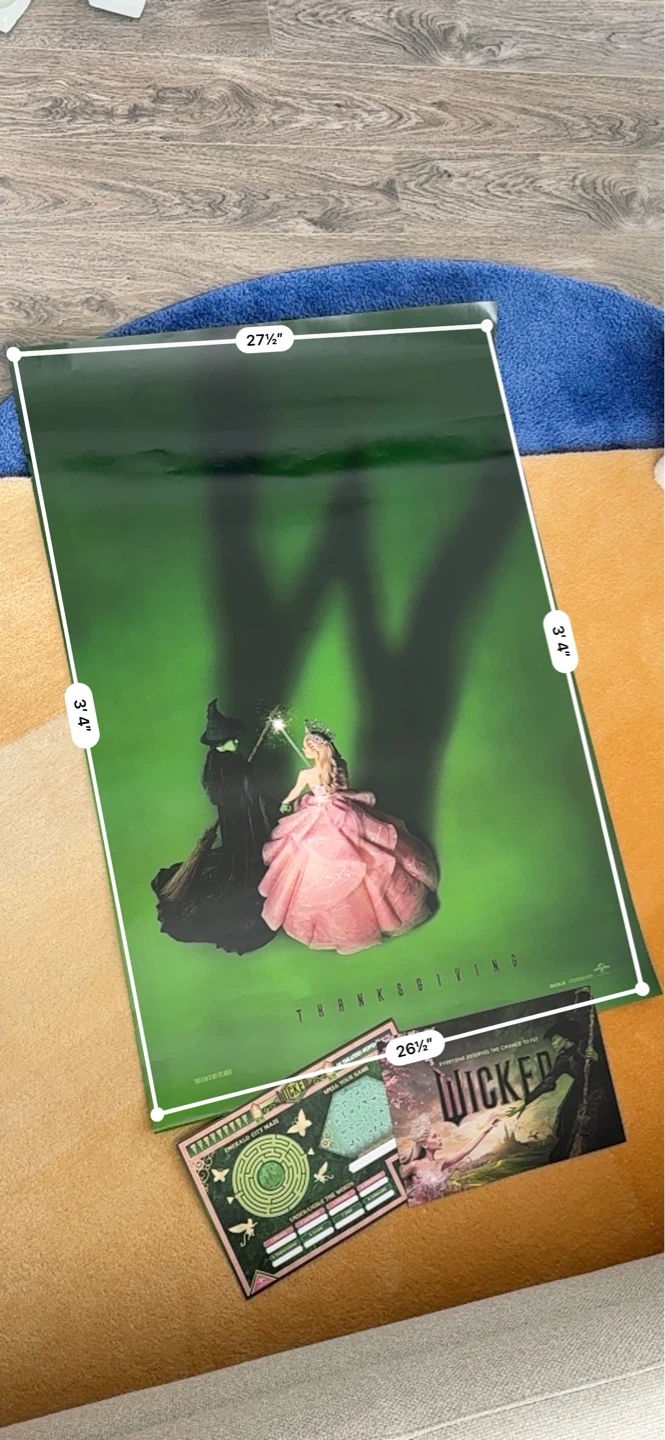 WICKED 27x40” Authentic Movie Poster and 2 Play Cards - photo 2