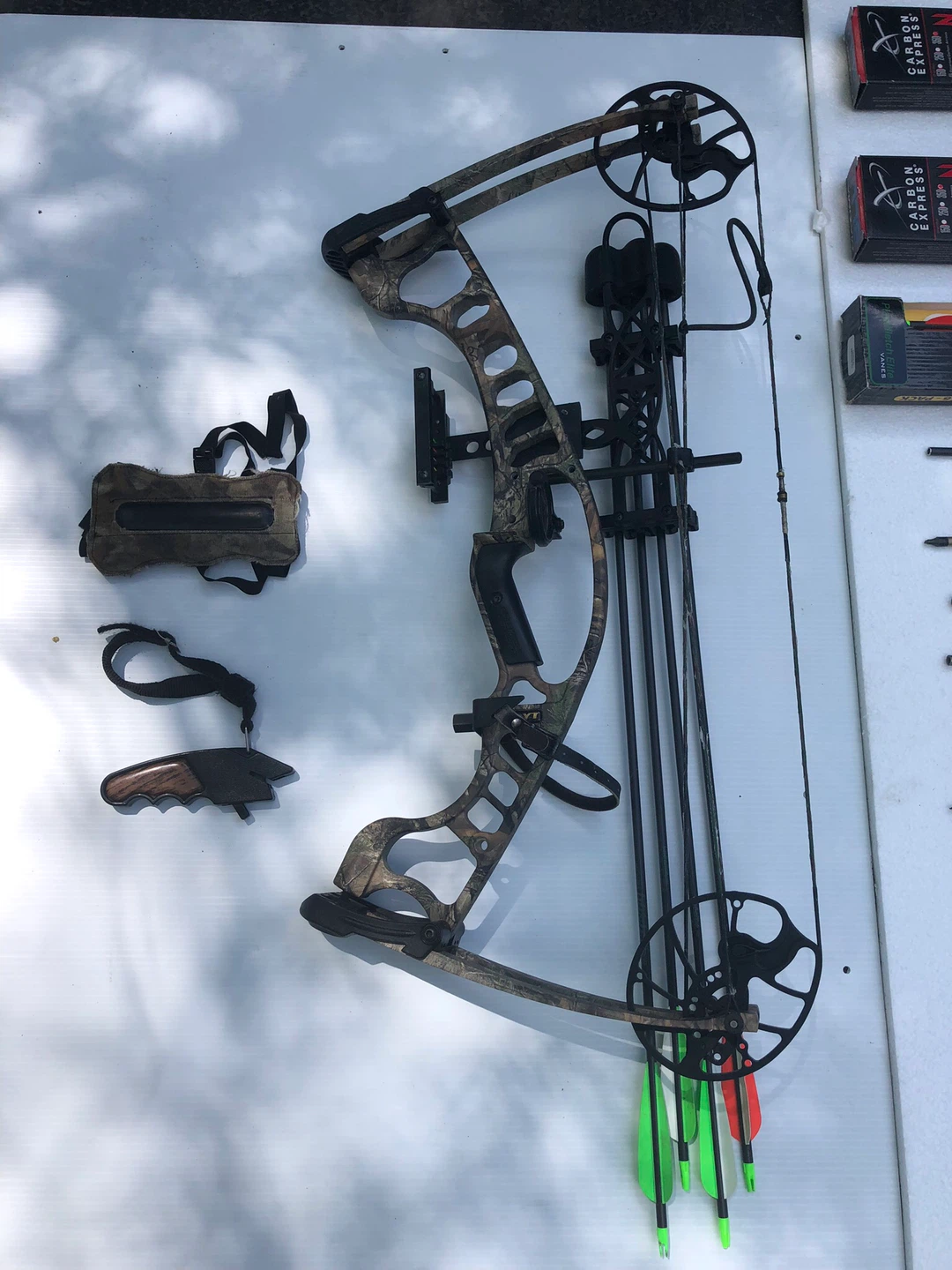 Hoyt igniter Archery Compound Bow with Accessories - photo 3