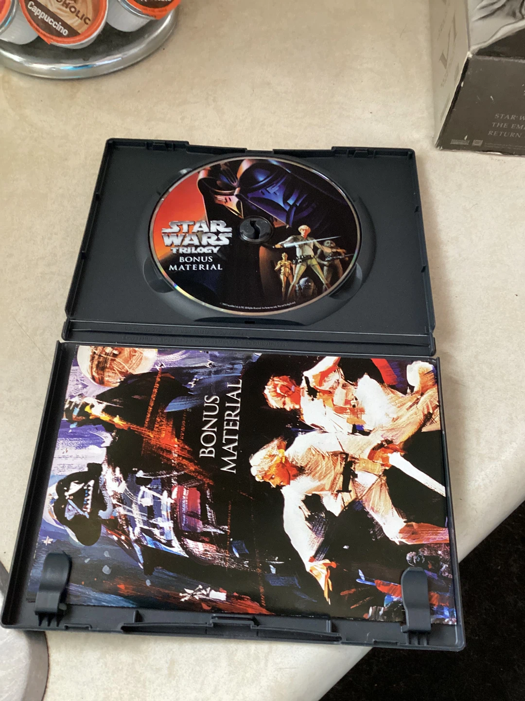 Star Wars Trilogy DVD Set - photo 3