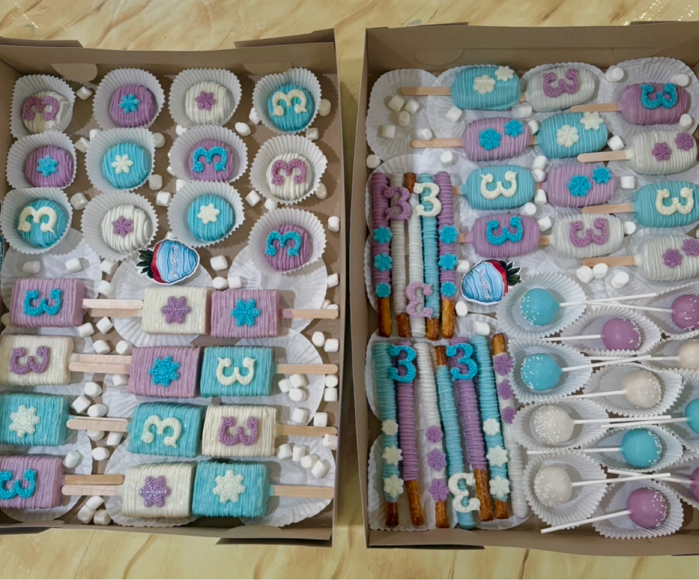 Frozen theme treats
