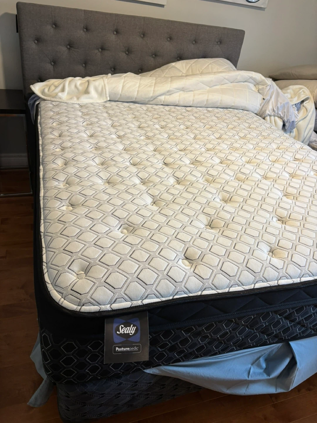 Queen Mattress - photo 2