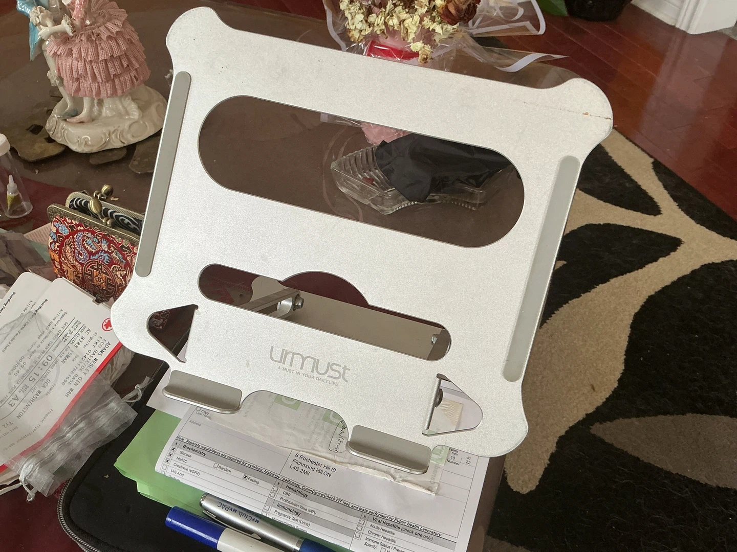 Urmust Silver Laptop Stand