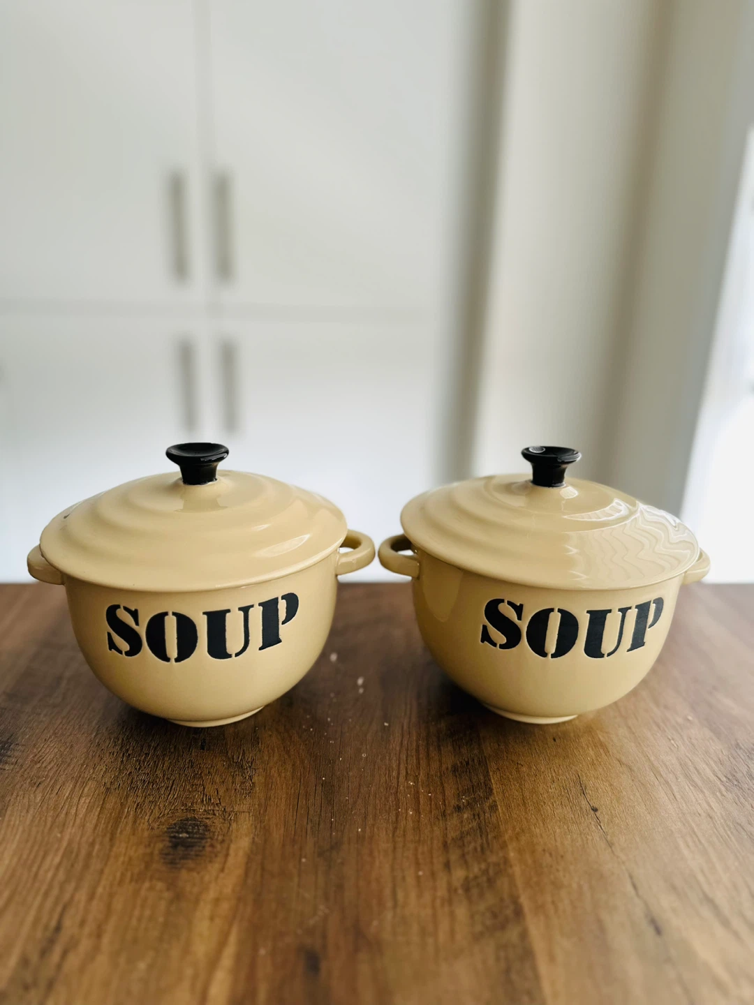 [Brand New] Ceramic soup bowls with lid