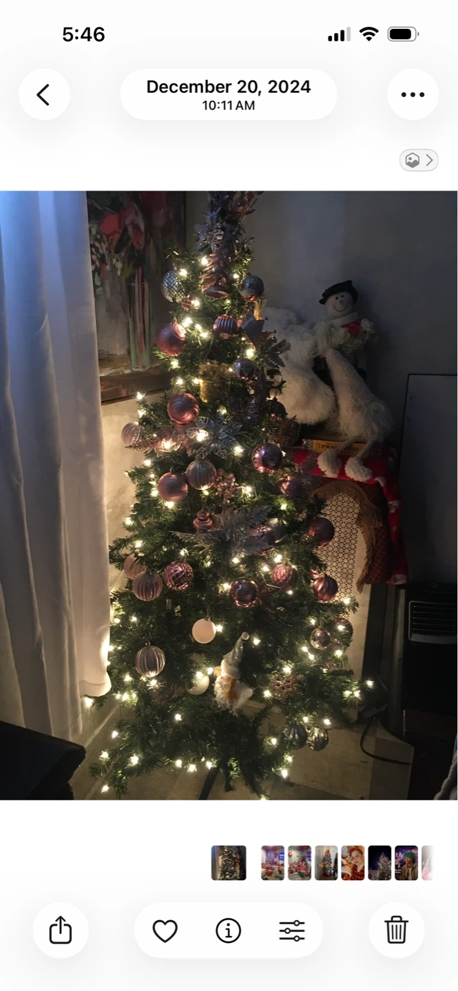 Pre-lit Christmas Tree with Rose Gold Ornaments