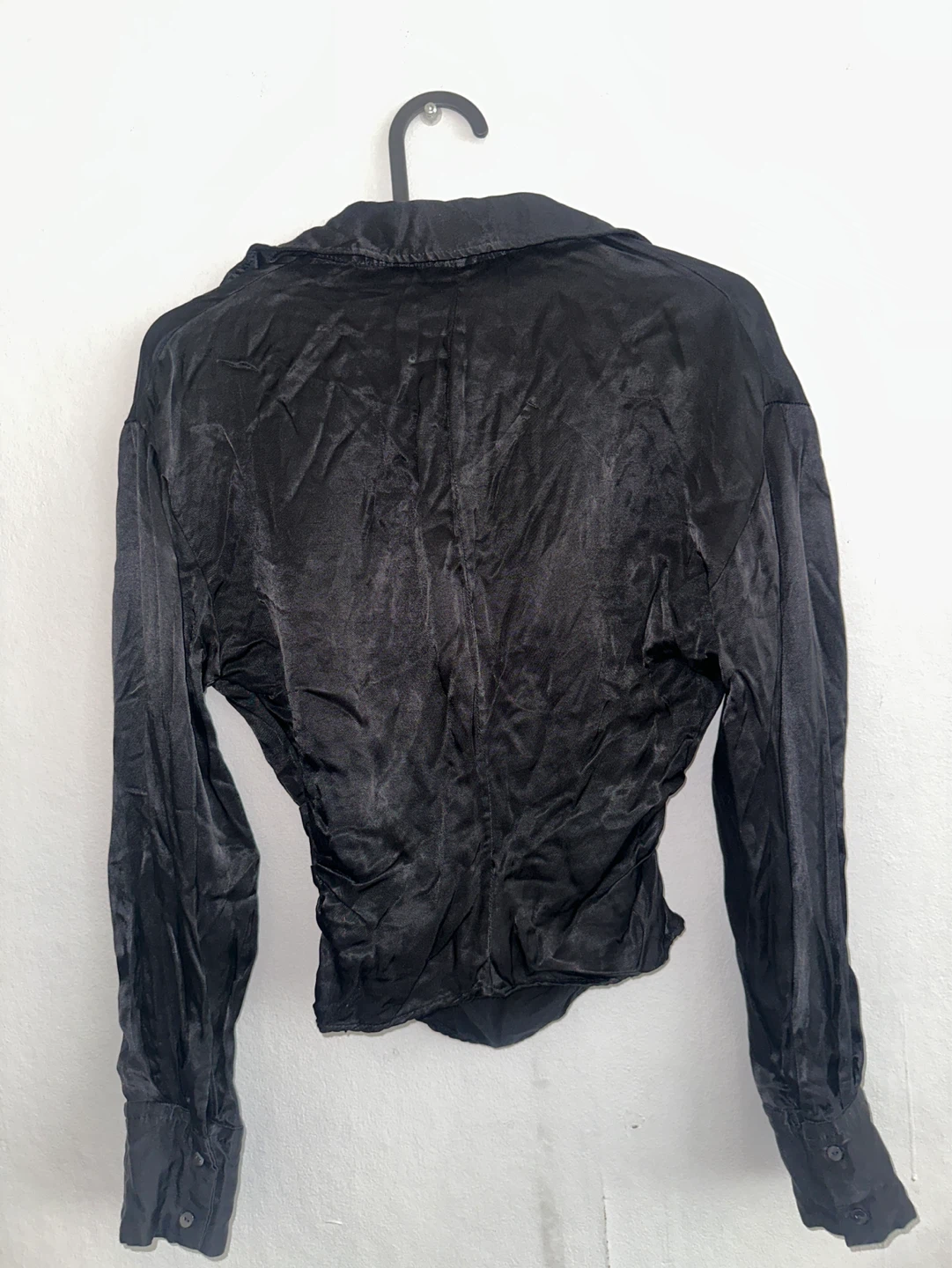 Black Ruched V-Neck Blouse - photo 2
