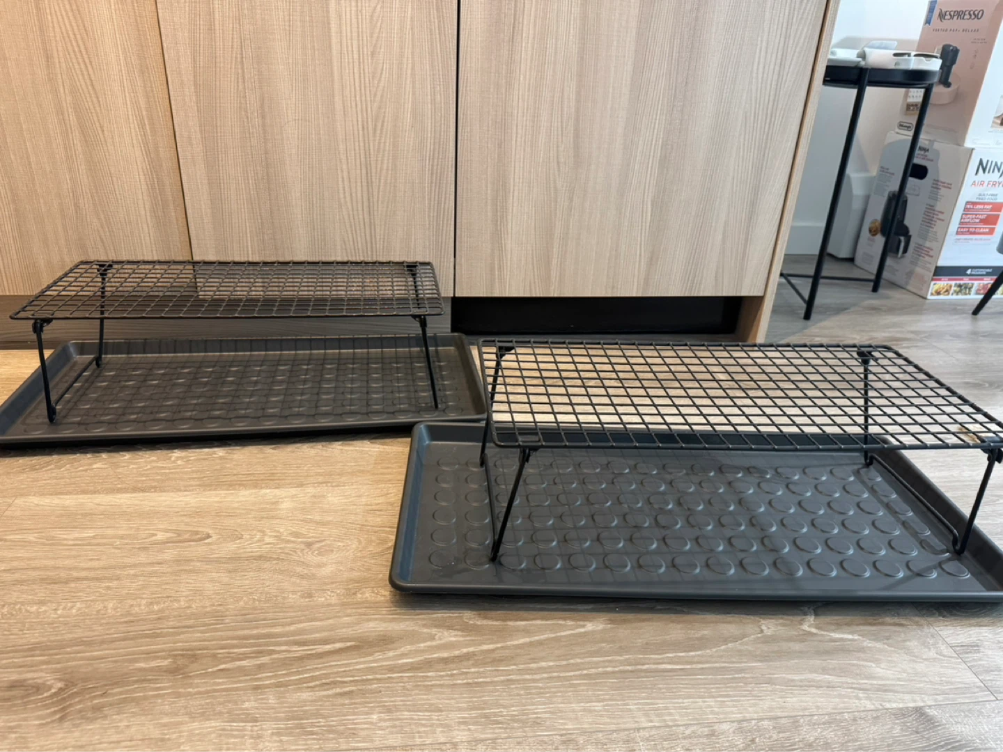 Cooling Rack Set with Trays - photo 2