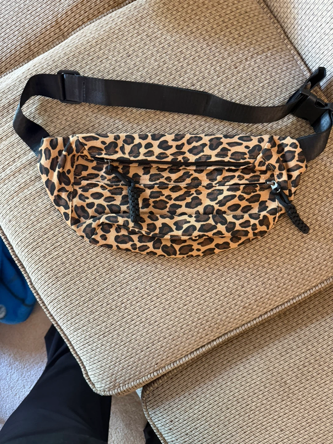 Leopard print fanny pack - photo 2