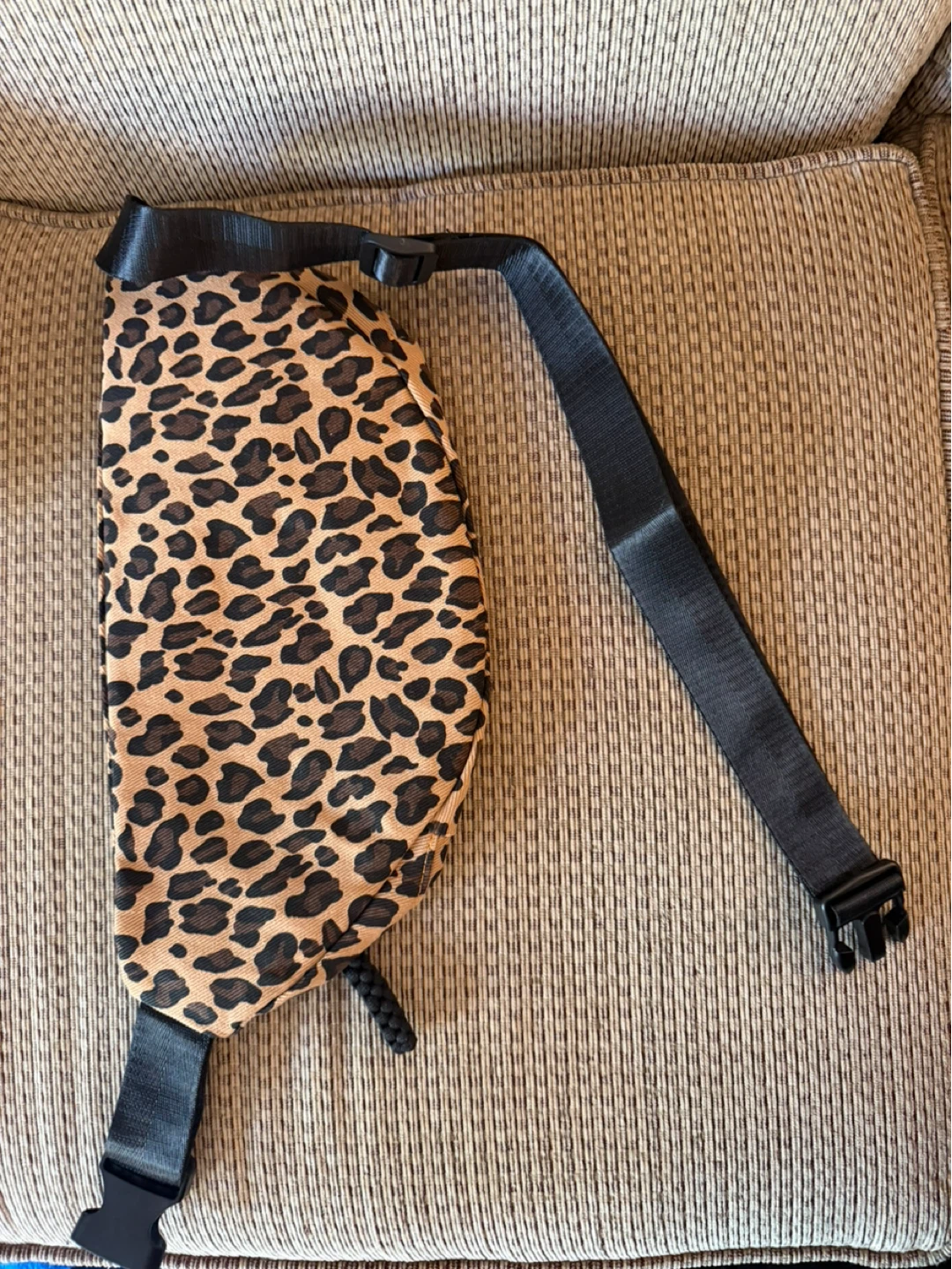 Leopard print fanny pack - photo 4