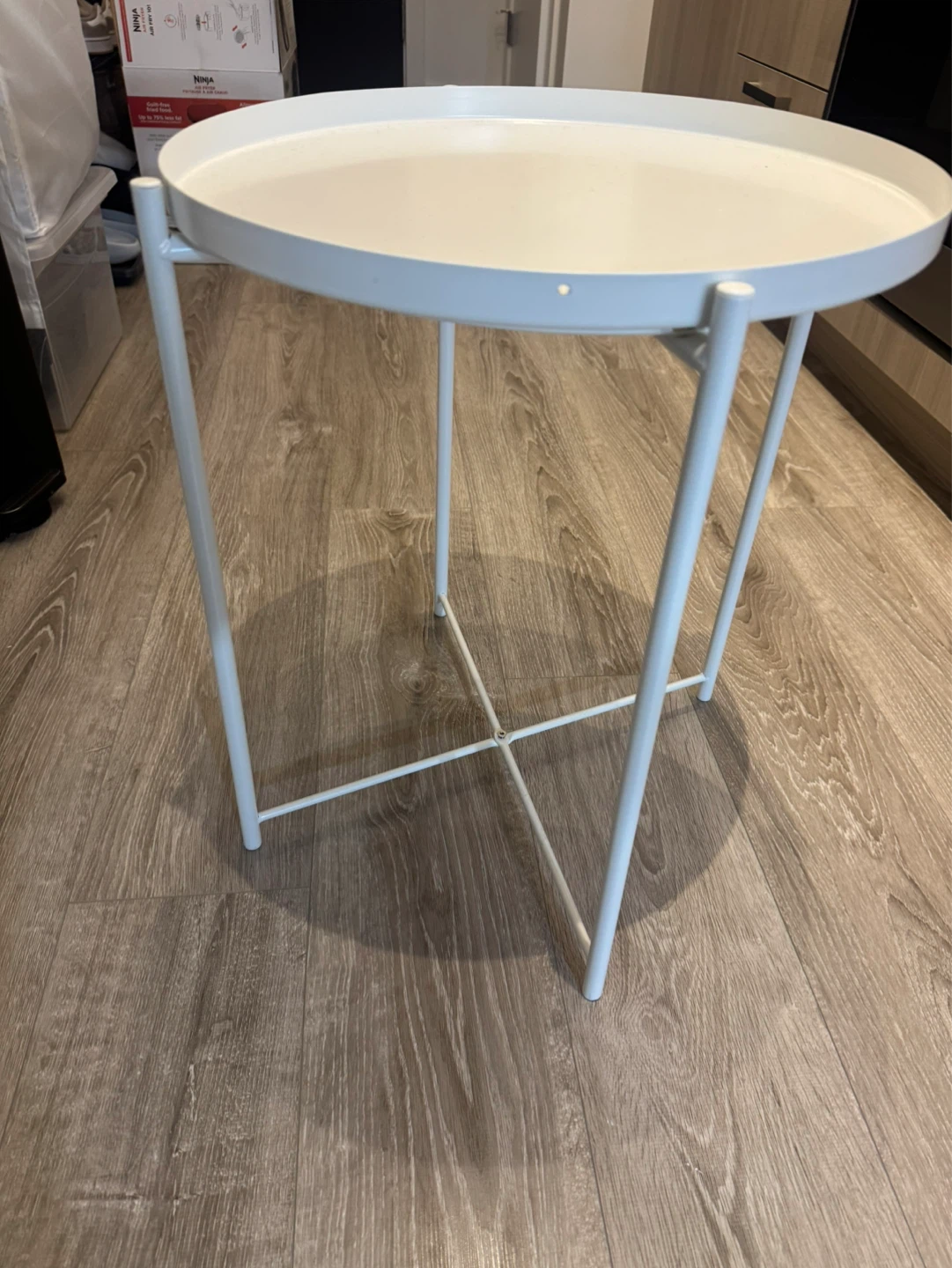 White Round Tray Table