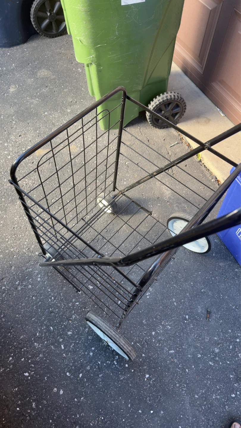 Black Metal Shopping Cart - photo 2