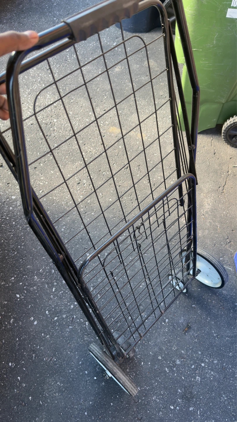 Black Metal Shopping Cart