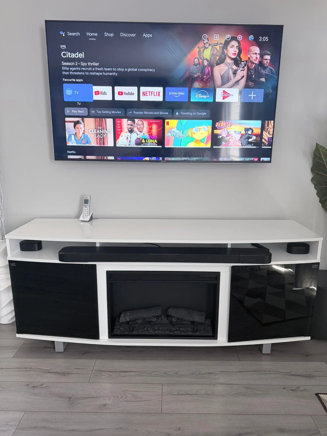72" TV Stand with Electric Fireplace White gloss finish - photo 3