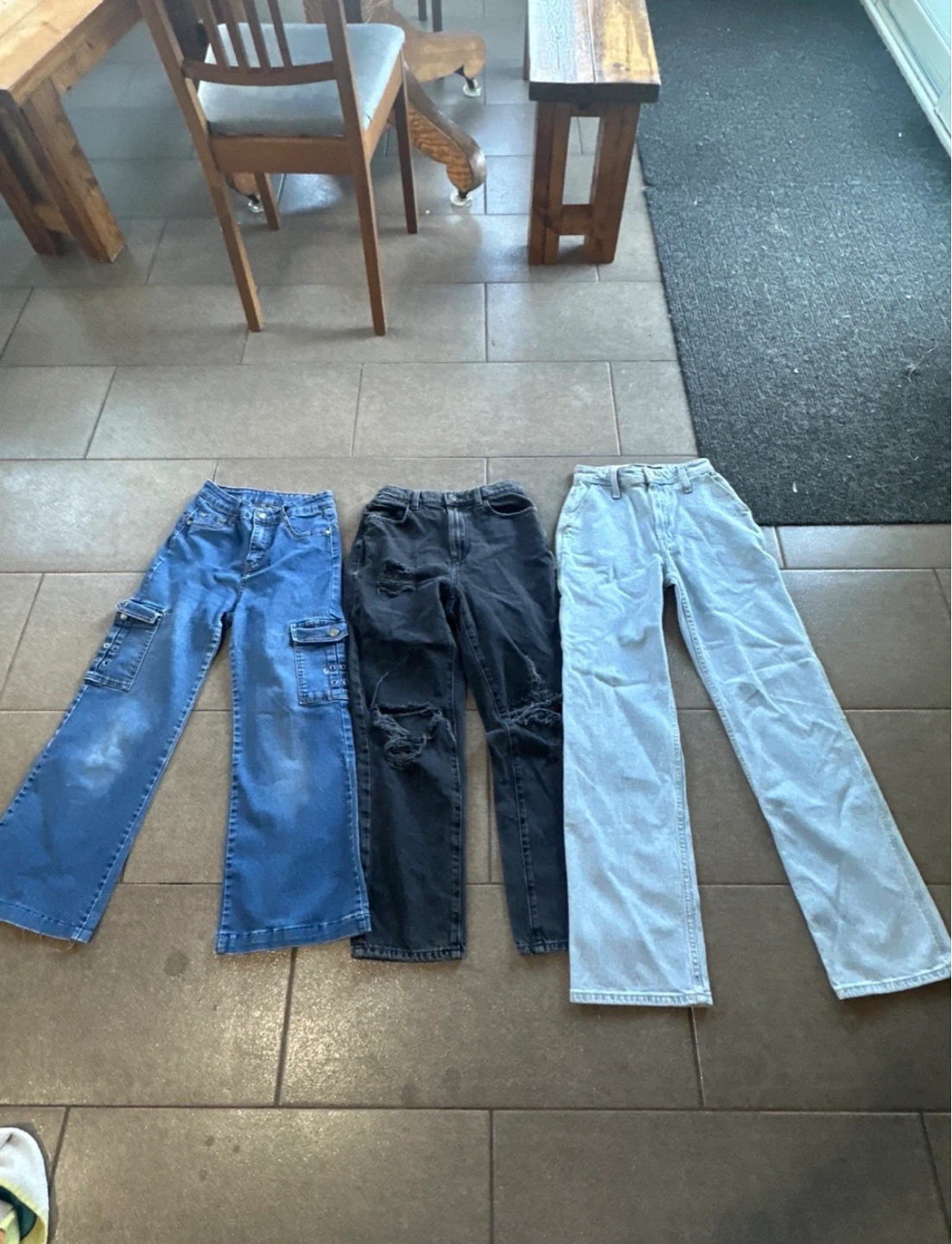 3 Pairs of Women's Jeans
