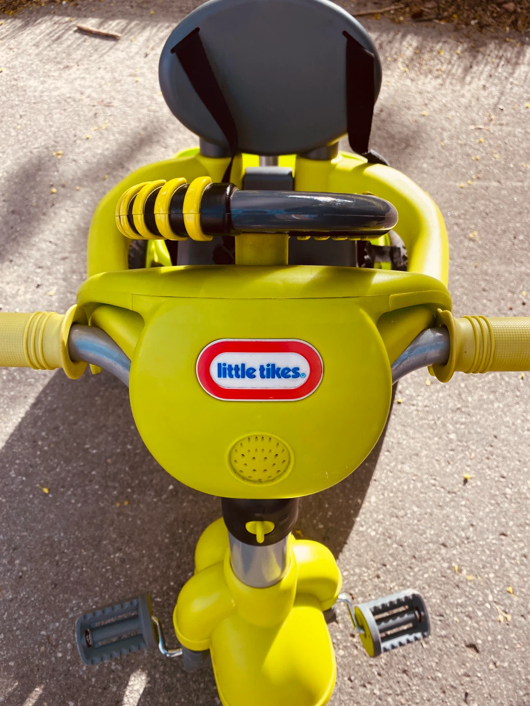 Little Tikes Tricycle with Sunshade - photo 3
