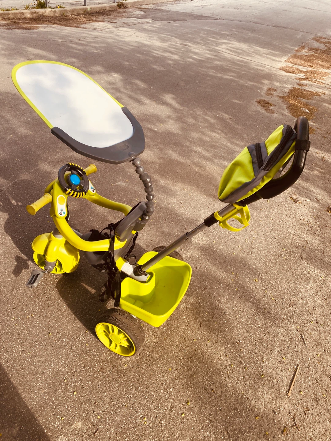 Little Tikes Tricycle with Sunshade - photo 4