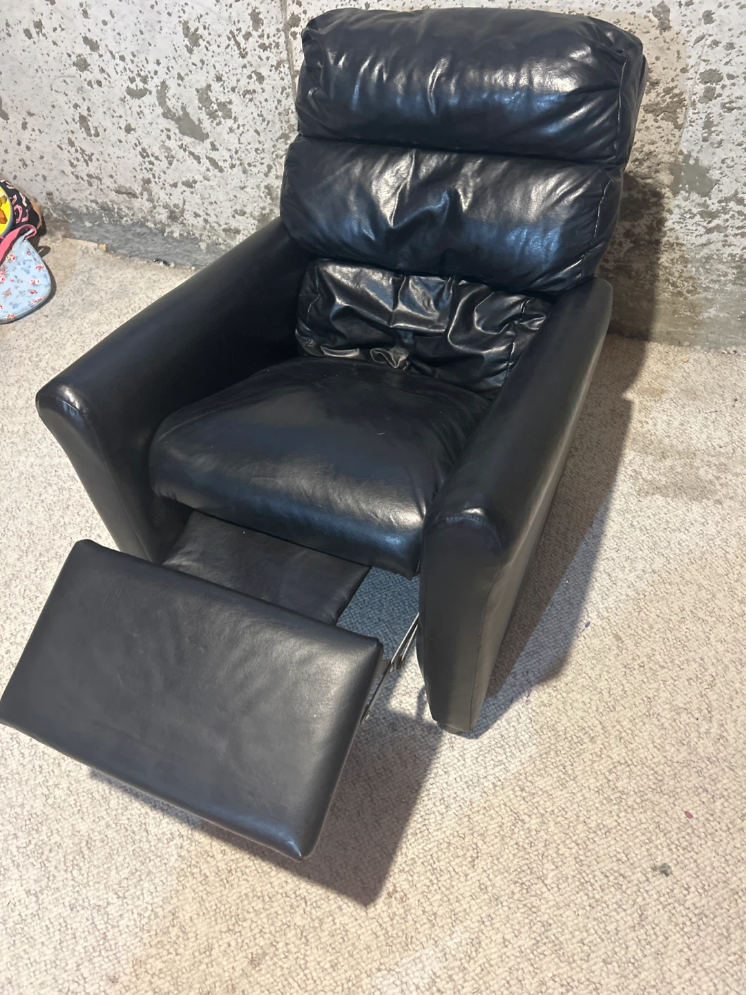 Kids Black Leather Recliner Chair - photo 2