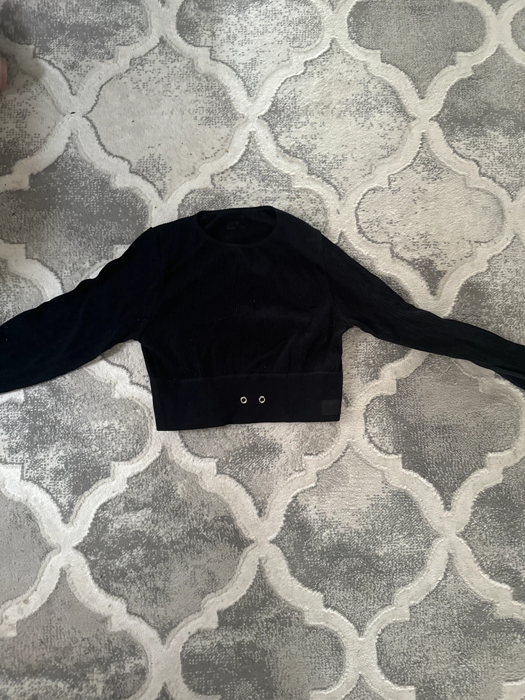 Black Ribbed Cropped Long Sleeve Top - photo 4