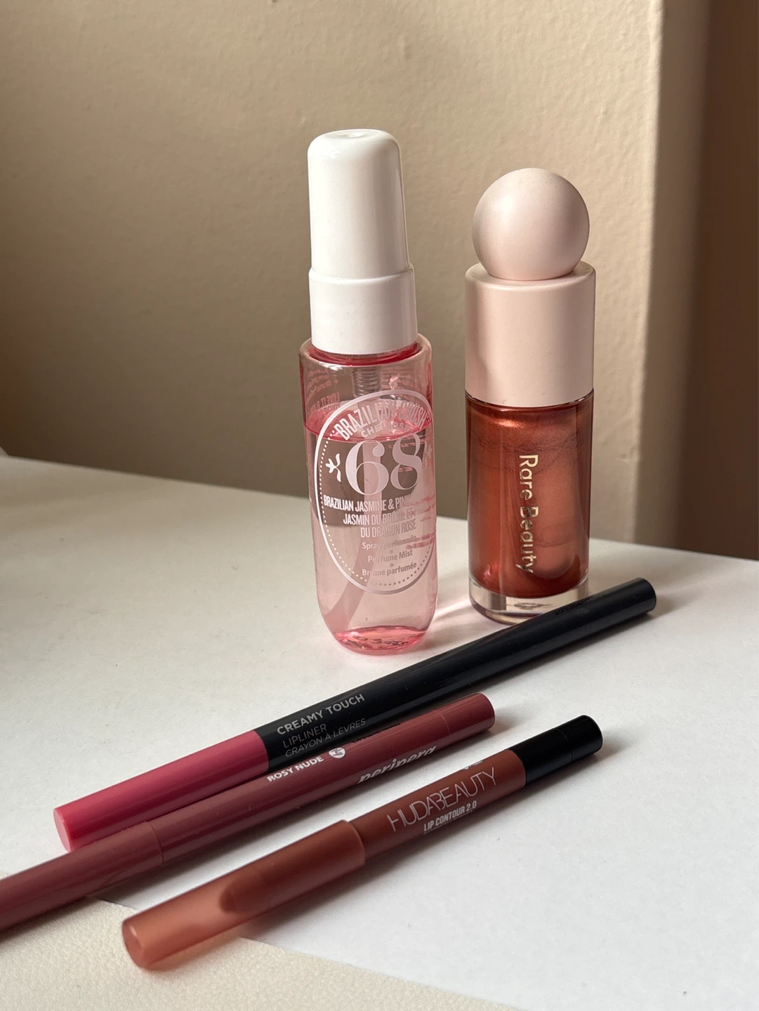 Bundle - Rare Beauty Liquid Luminizer & The Face Shop Lip Set
