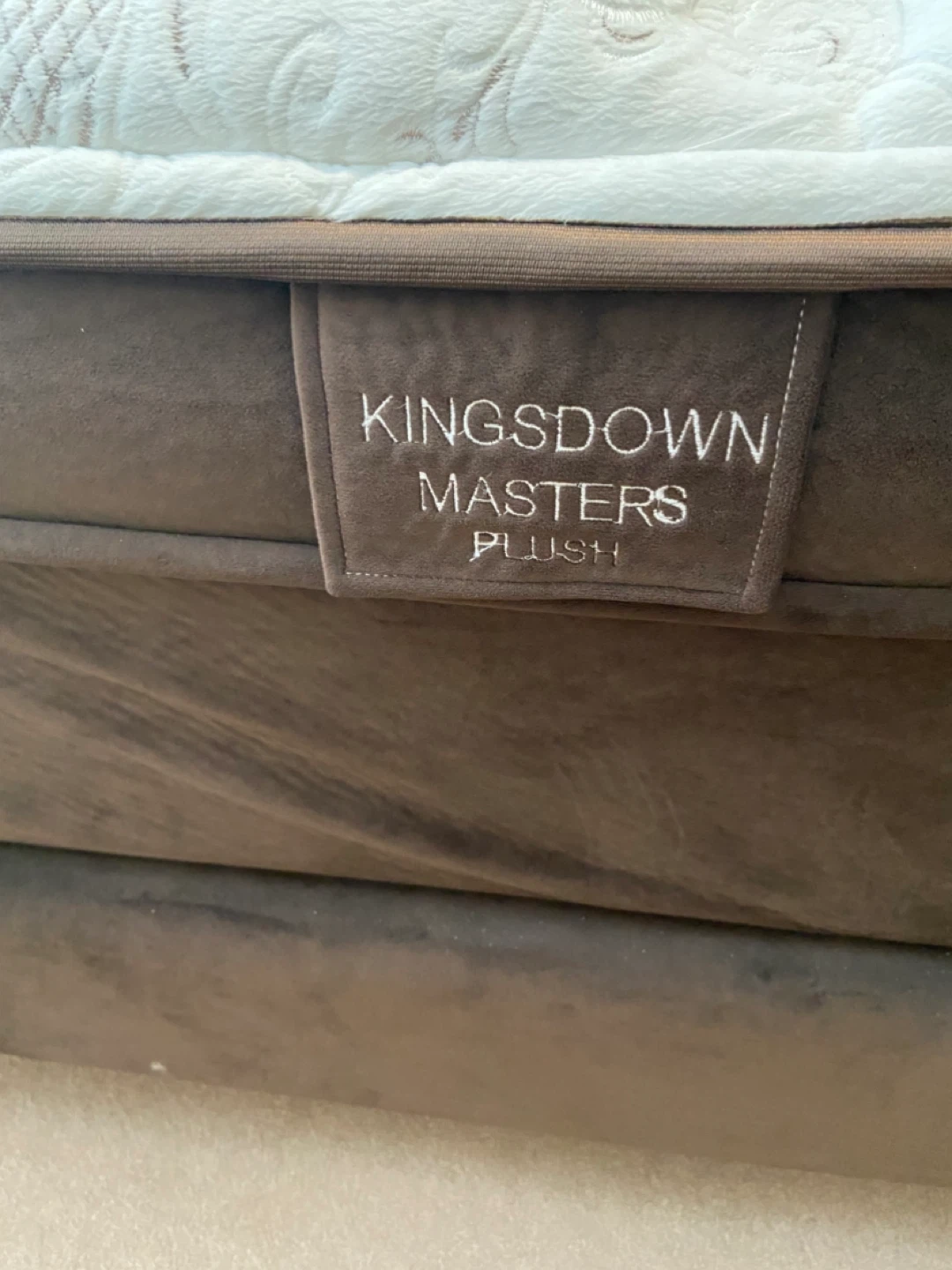 Kingsdown Masters Plush Queen Mattress - photo 3
