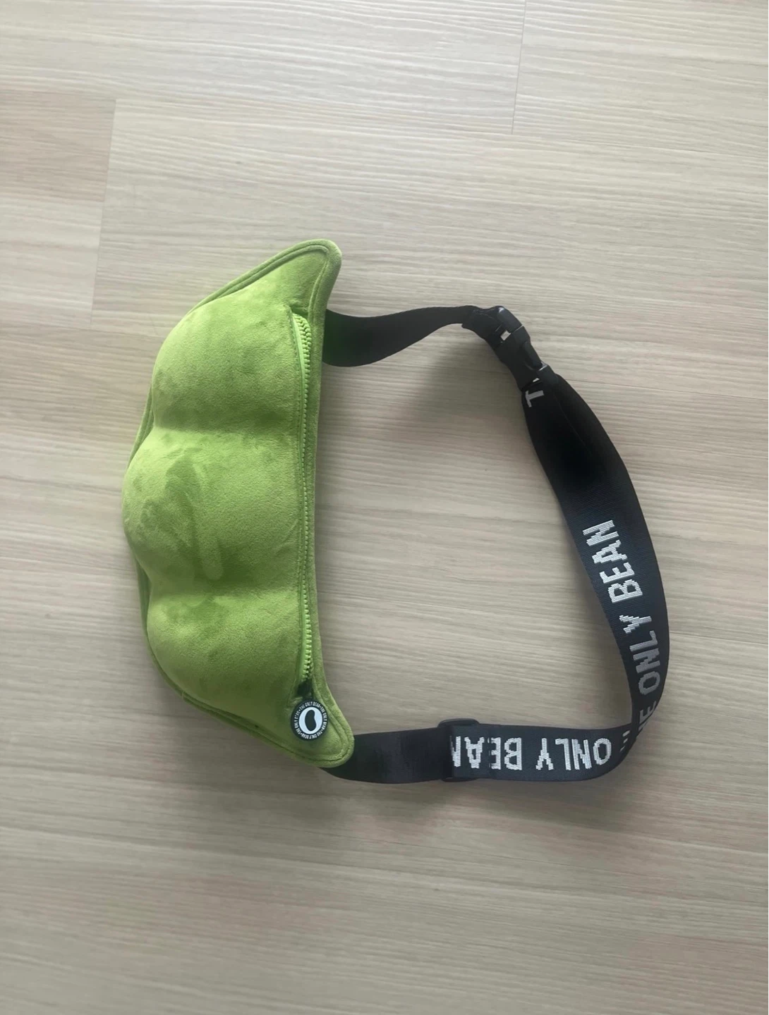 Only Bean Pea Pod Crossbody Bag