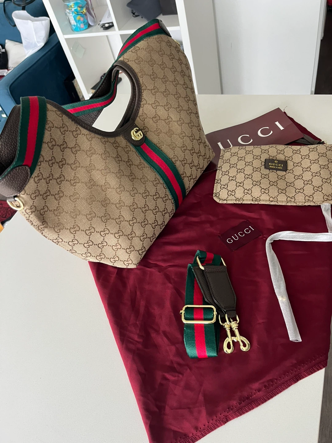 Gucci Monogram Canvas Shoulder Bag with Pouch - photo 2