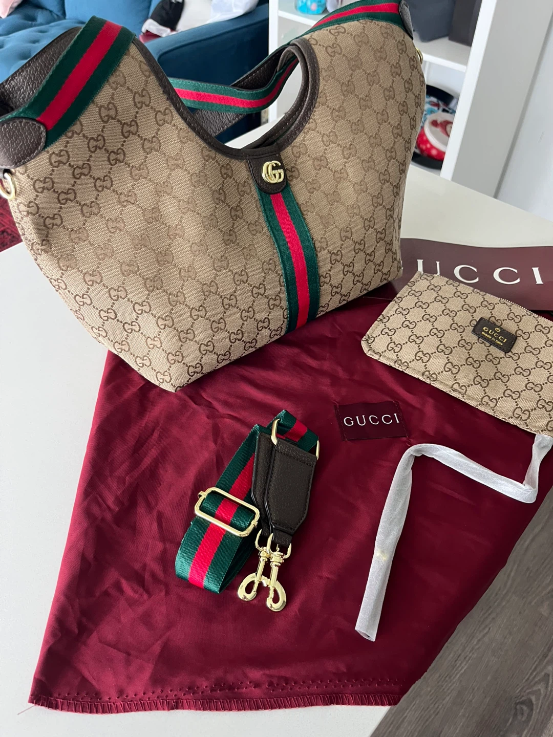Gucci Monogram Canvas Shoulder Bag with Pouch - photo 3