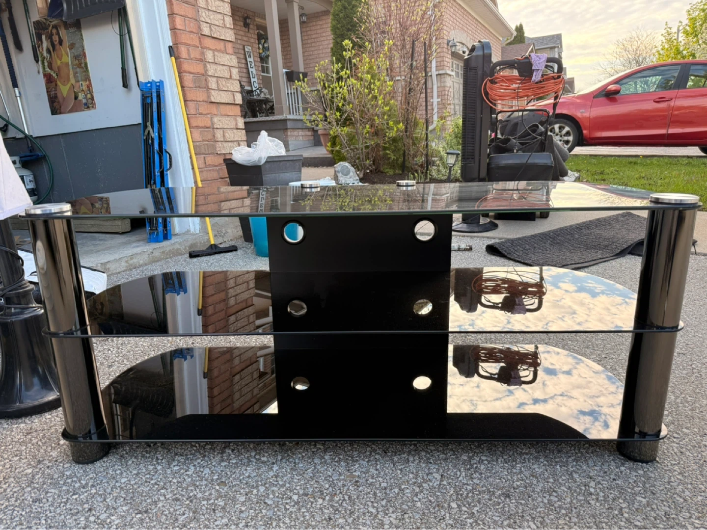 Sonax 3-Tier Entertainment Stand - photo 3