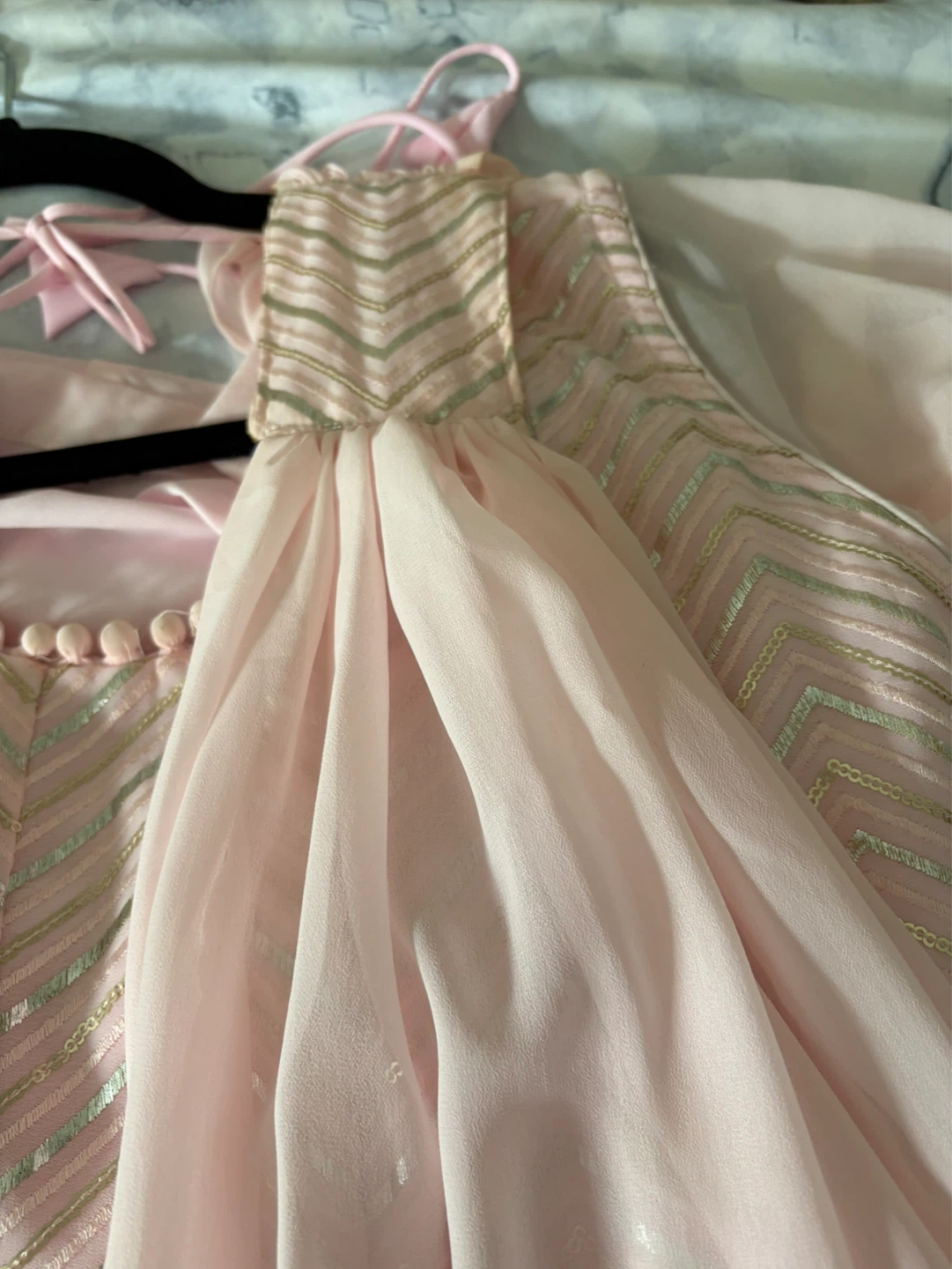 Pink Embroidered Kurti with Dupatta - photo 4
