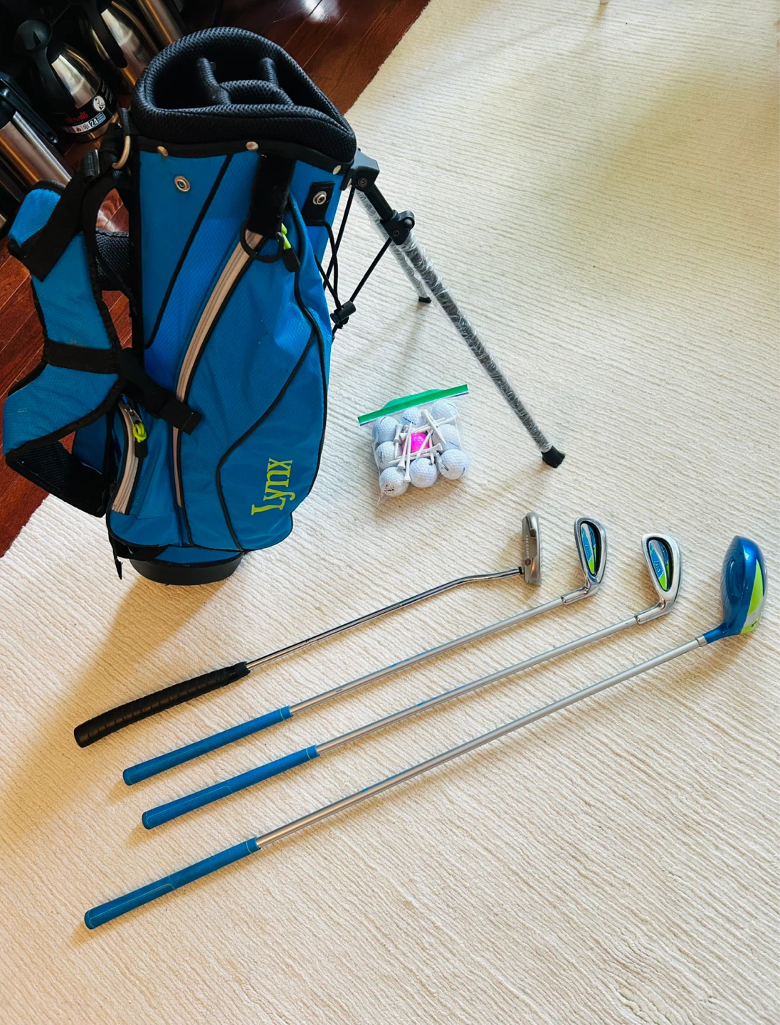 Lynx Junior Golf Club Set (RH, 7-10 Yrs, 48-54 Inches)