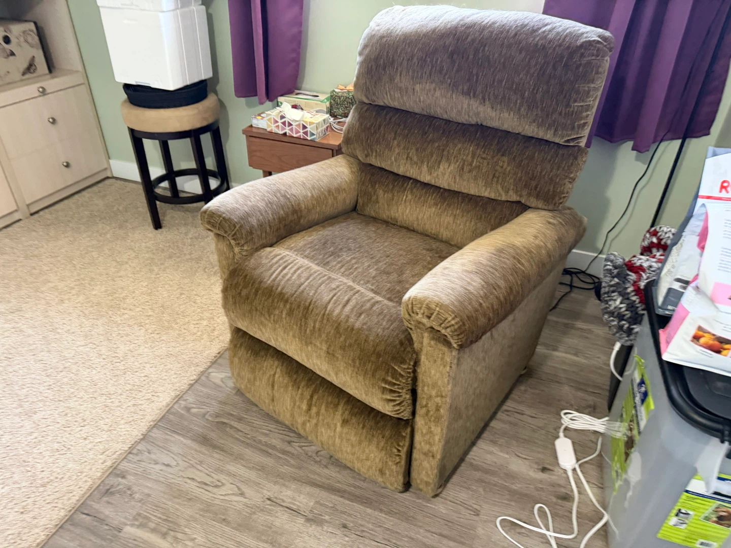 La-Z-Boy Power Recliner - photo 2