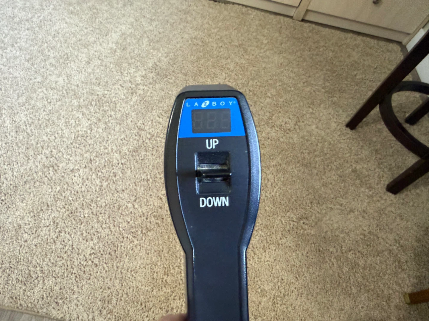 La-Z-Boy Power Recliner - photo 3