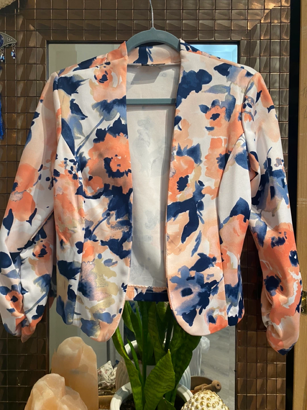 Women’s blazer with a nice stretch