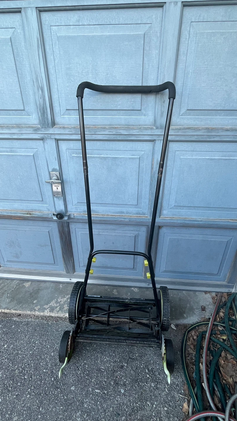 Sun Joe Reel Mower