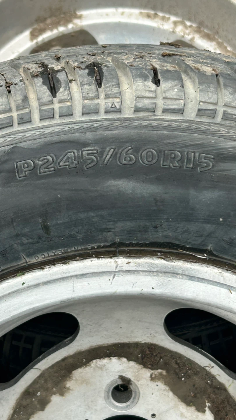 Cooper Cobra Radial G/T Tires with 15x8.5 Rims - photo 2