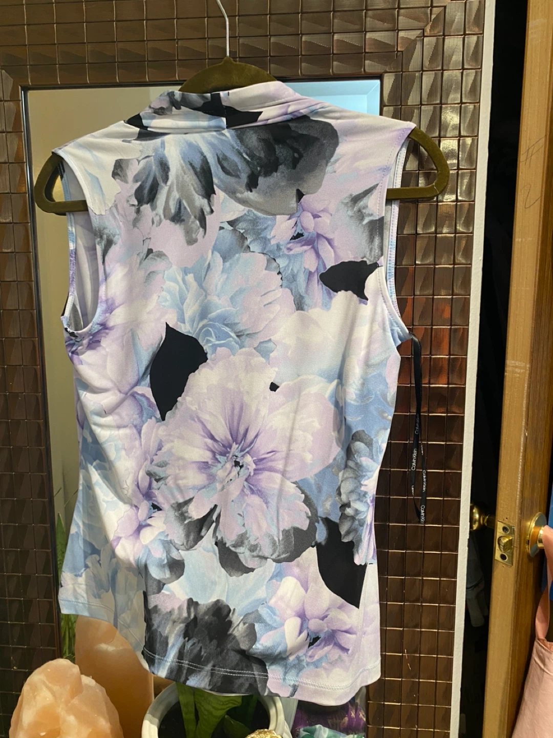 Calvin Klein Women’s Purple lilac blouse size small - photo 2