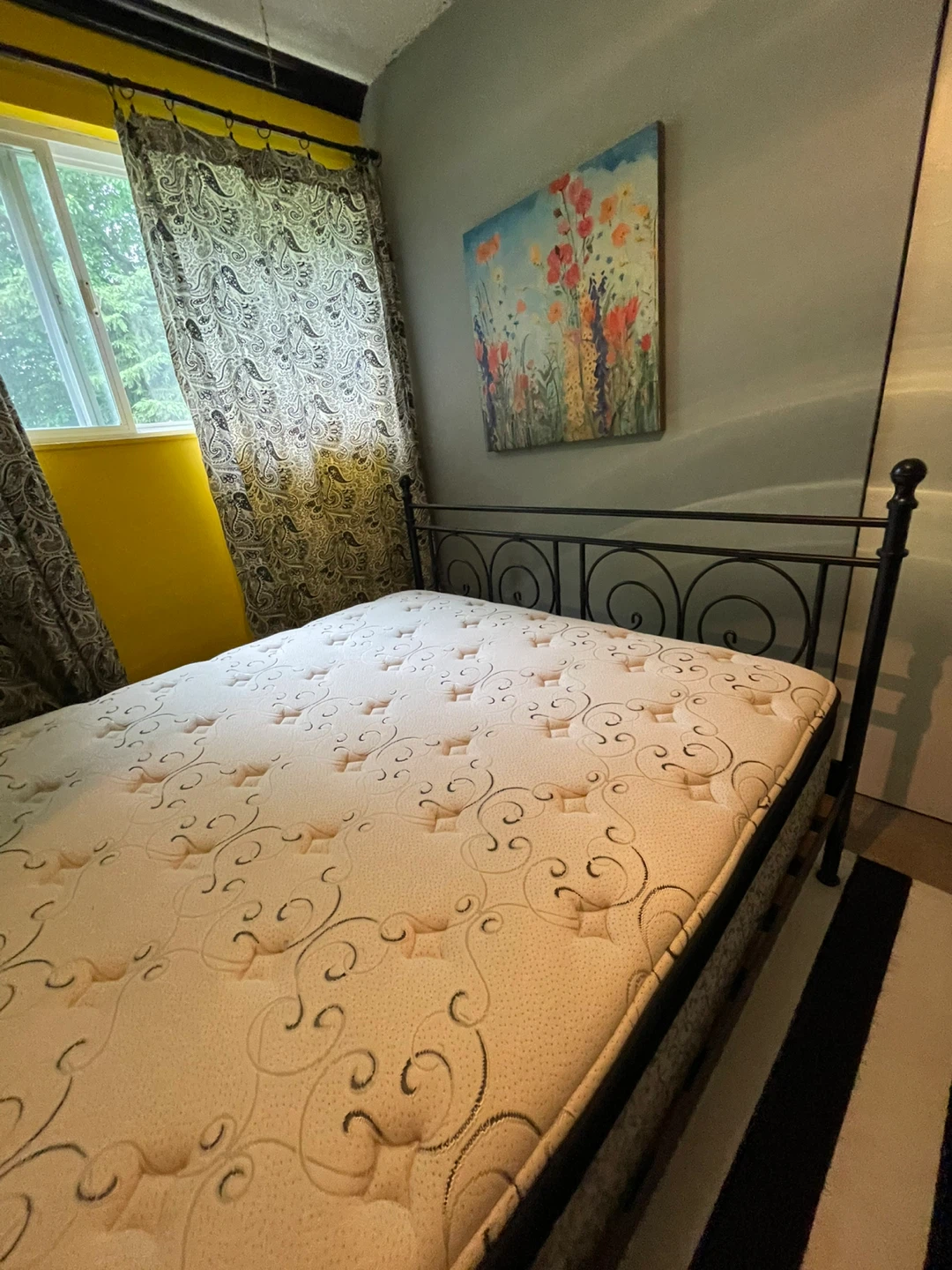 Queen Size  bed frame and Mattress - photo 5