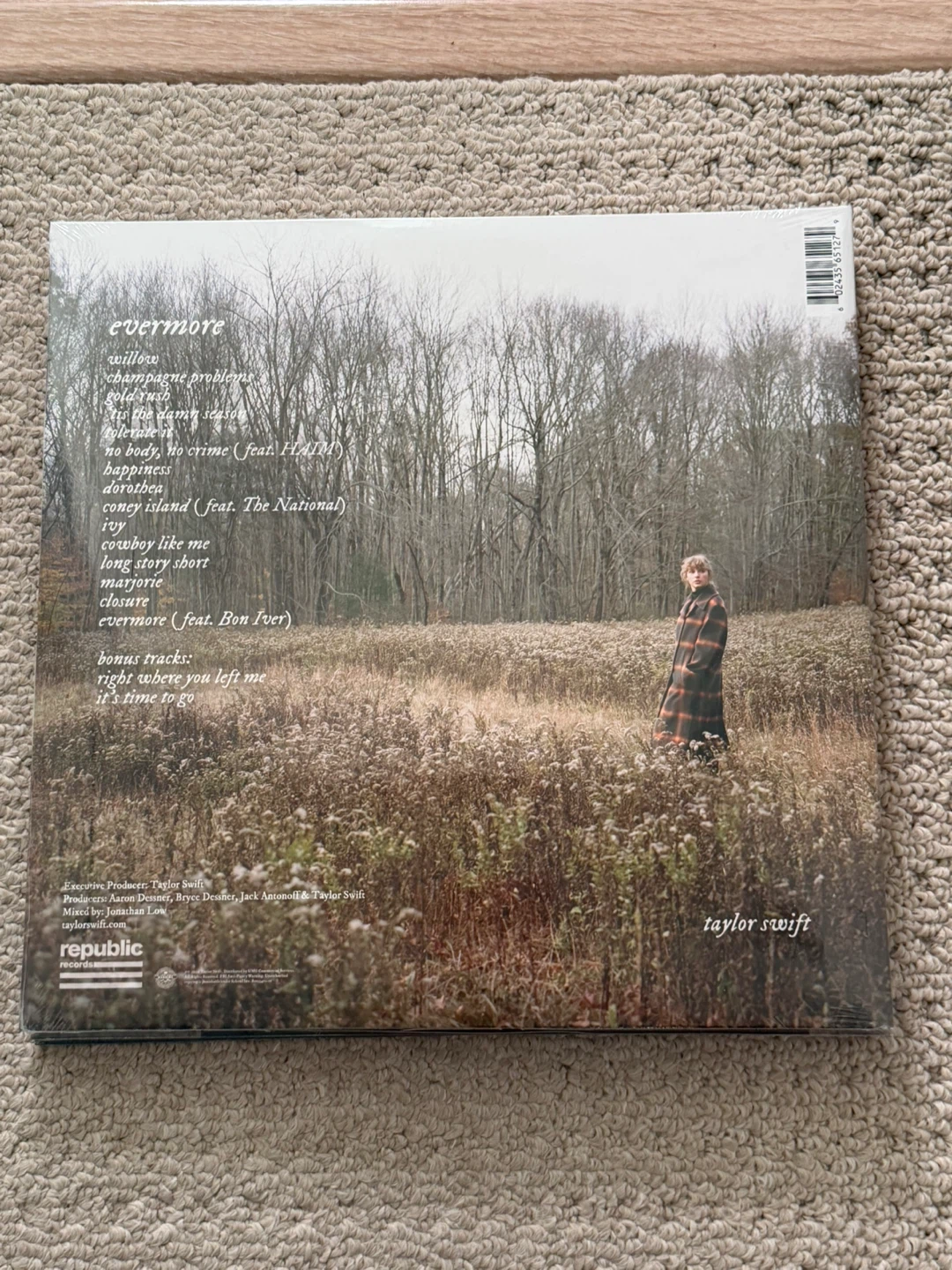 Taylor Swift Evermore Green Vinyl Edition - photo 2