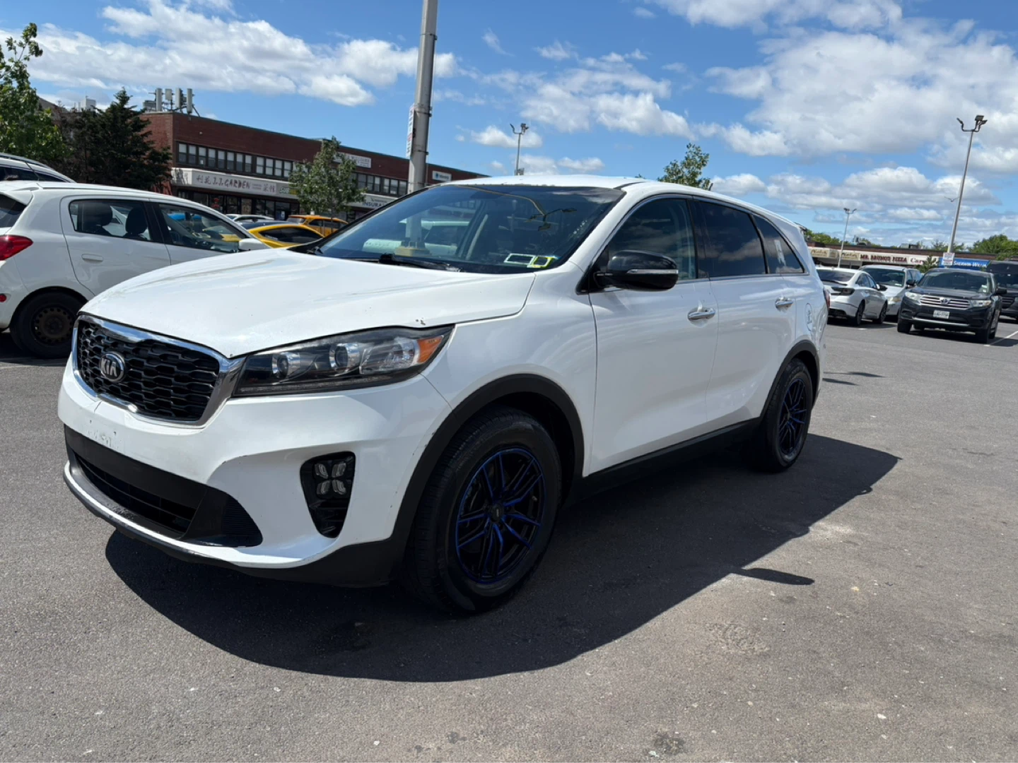 White Kia Sorento - photo 2
