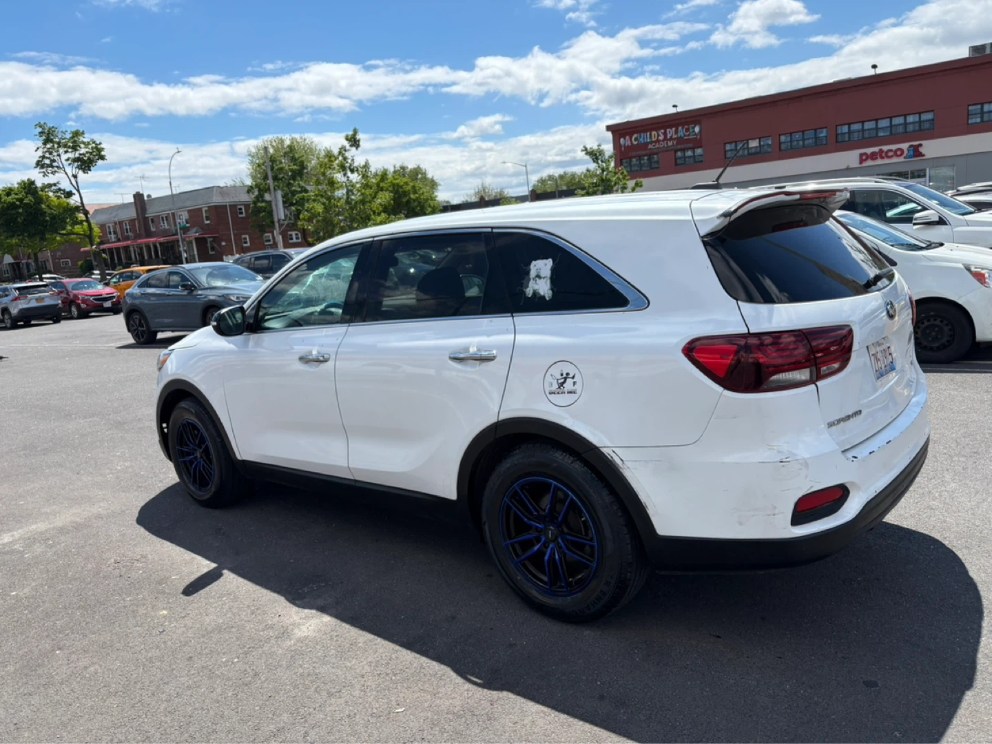 White Kia Sorento - photo 3