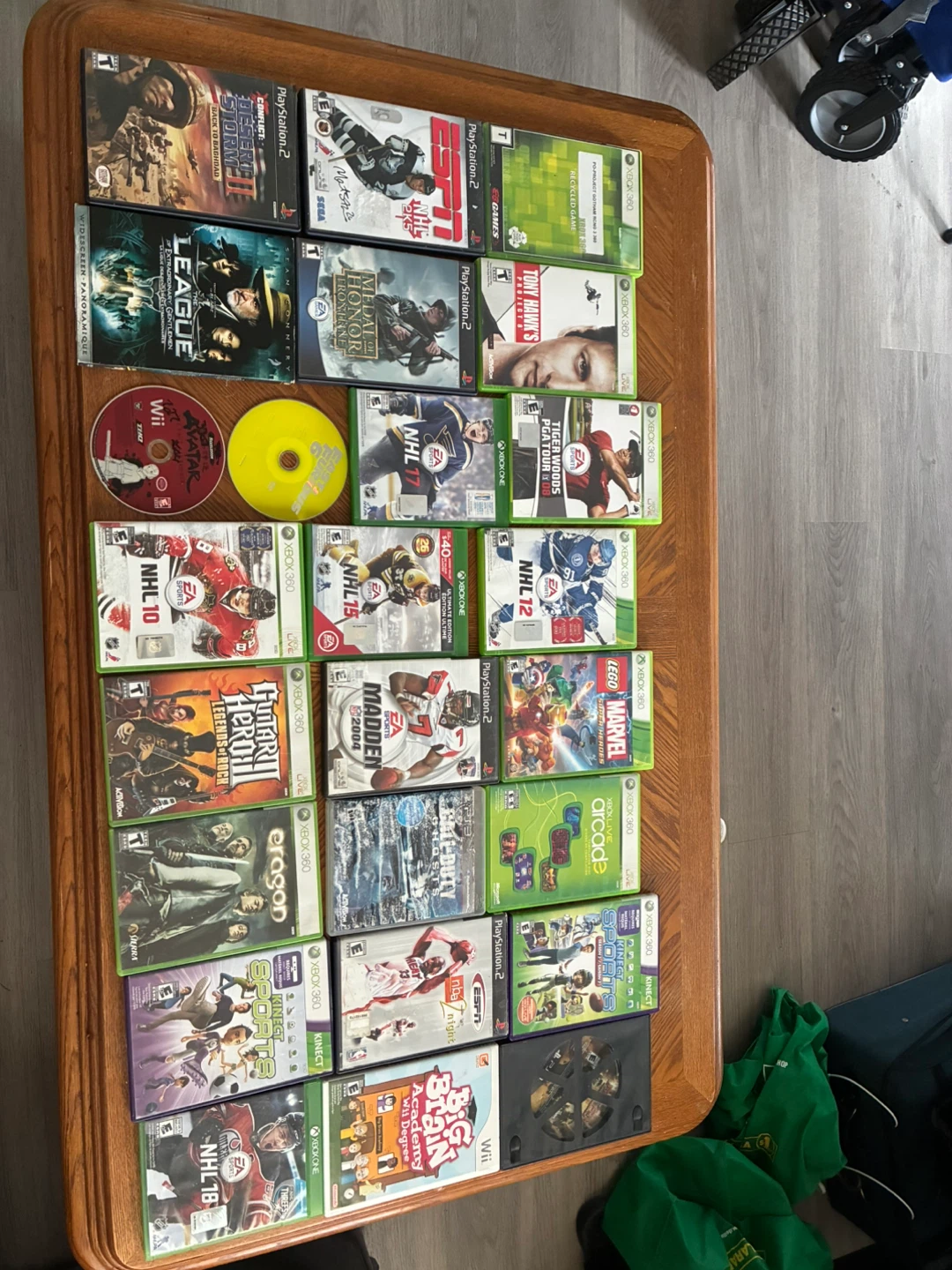 Various games and movies across many platforms - photo 3