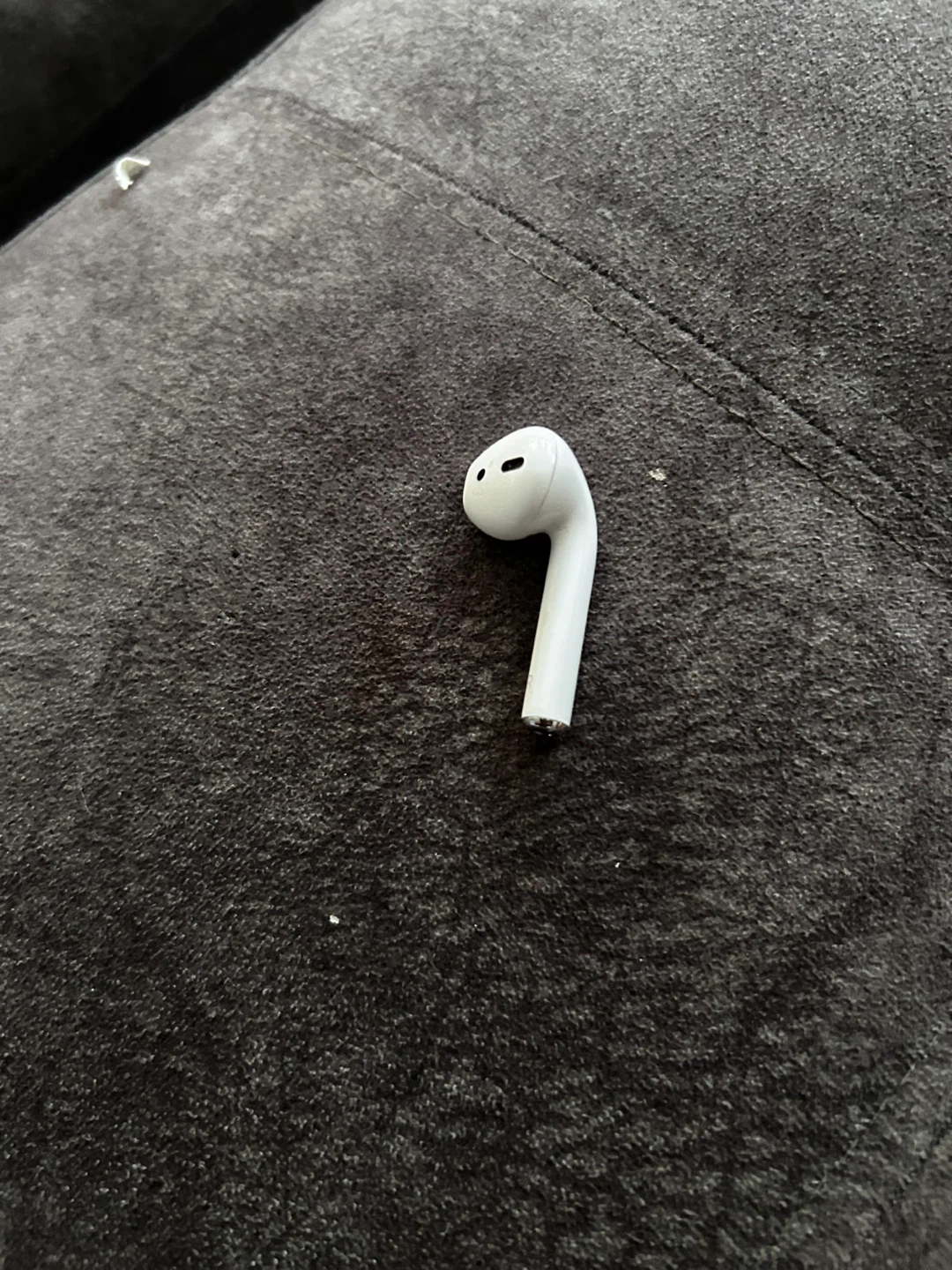 Apple AirPods (2nd generation) - photo 3