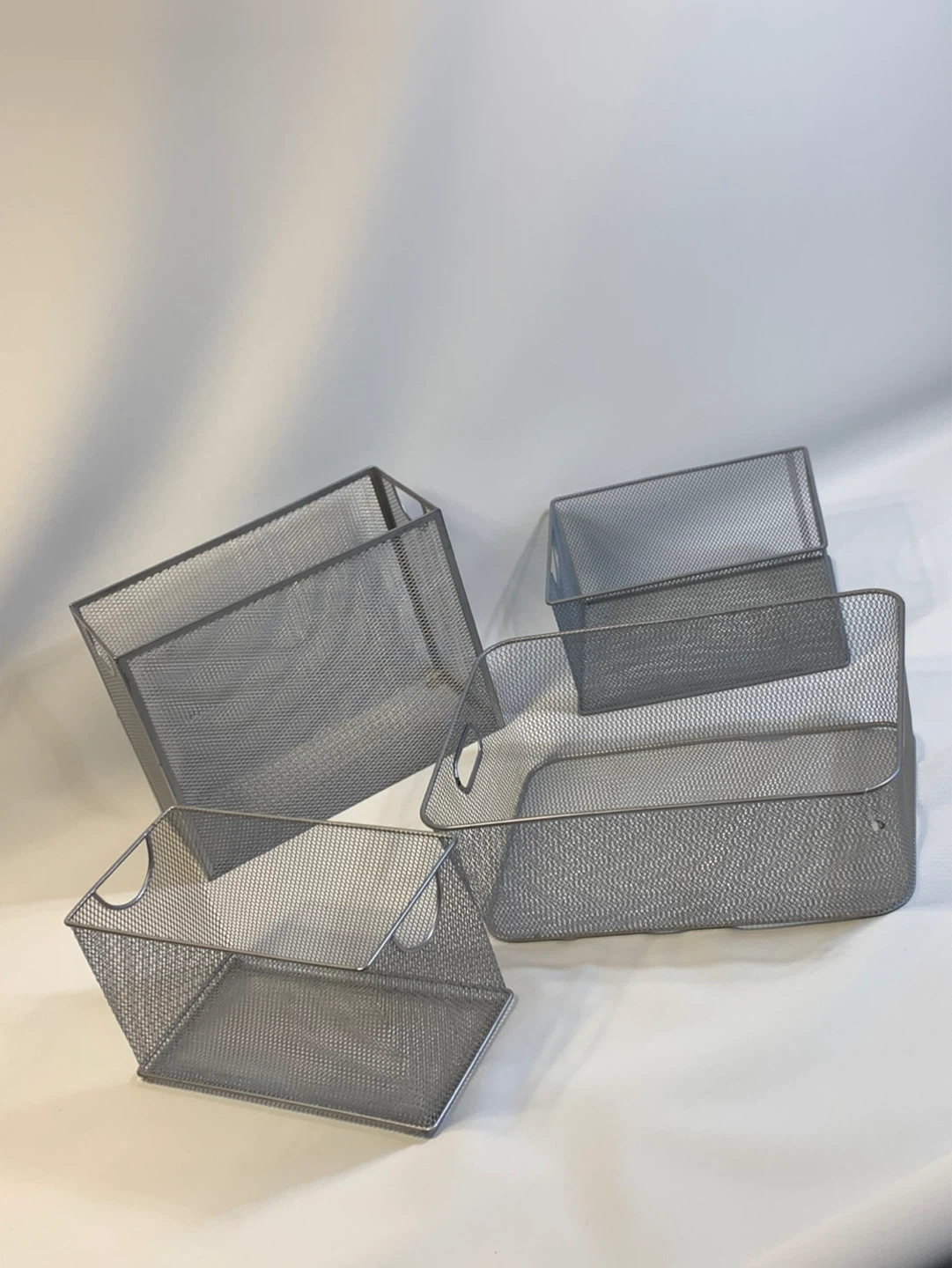 Set of 4 Metal Mesh Storage Baskets